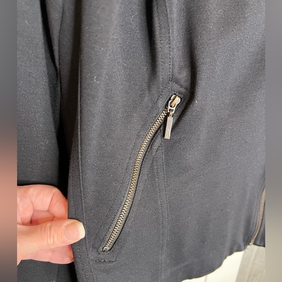 086. Women's Lane Bryant Plus Size Moto Jacket Black 28 - Picture 3 of 5